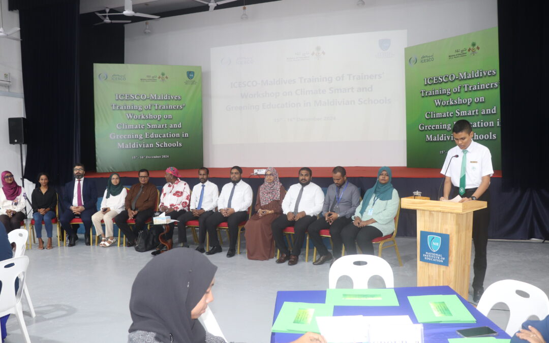 ” އިސެސްކޯ-މޯލްޑިވްސް ޓްރެއިނިންގ އޮފް ޓްރެއިނާރސް ވޯރްކްޝޮޕް އޮން ކްލައިމެޓް ސްމާރޓް އެންޑް ގްރީނިންގ އެޑިޔުކޭޝަން އިން މޯލްޑިވިއަން ސްކޫލްސް ” ގެ ނަމުގައި ޚާއްޞަ ވޯރކްޝޮޕެއް ފަށައިފި.