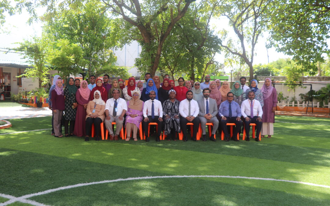 އިންކްލޫސިވް އެޑިޔުކޭޝަން ފޮރ ސަސްޓޭބަލް ޑިވޮލޮޕްމެންޓް އިން އެޗީވިންގ އެސް.ޑީ.ޖީ 4 އެންޑް ގްލޯބަލް ޓްރެންޑްސް އިން ގްރީނިންގ އެޑިޔުކޭޝަން ވޯރްކްޝޮޕް ބާއްވައިފި